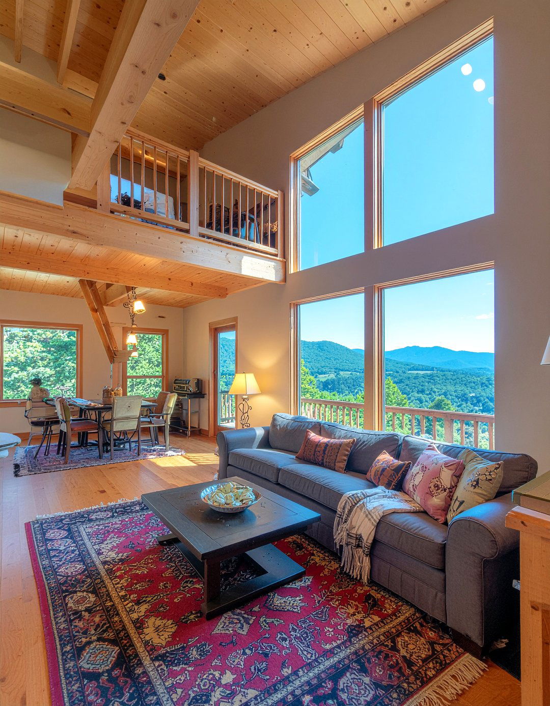 Cabin Loft - 30 cabin style living room ideas