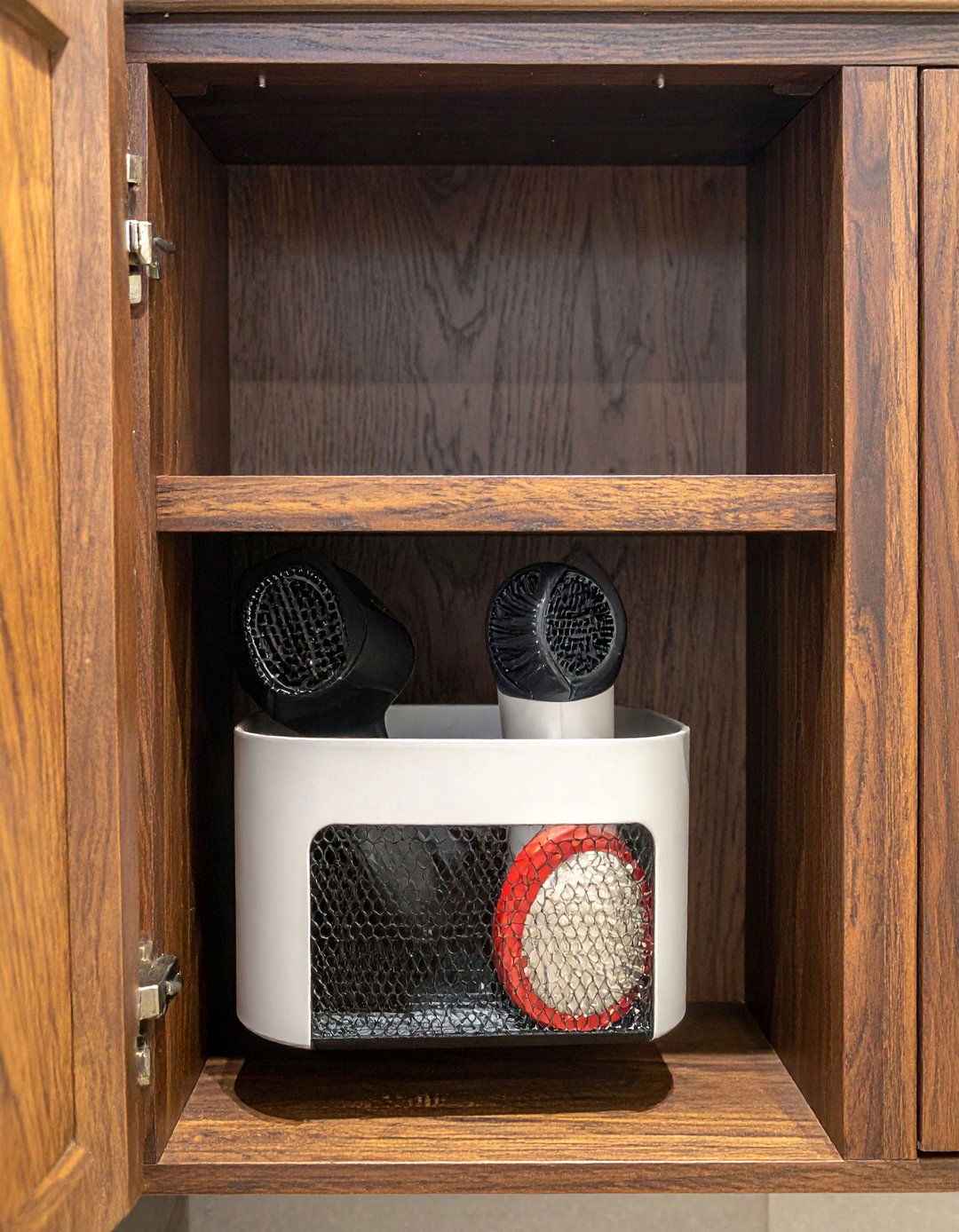 Cabinet Door Bin - 30 bathroom unconventional storage ideas