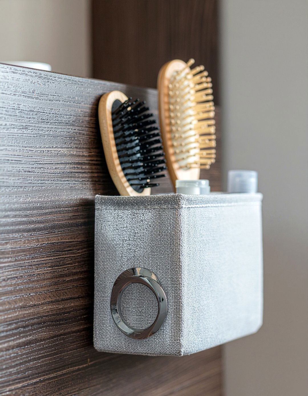 Cabinet door bin - 30 bathroom creative storage ideas