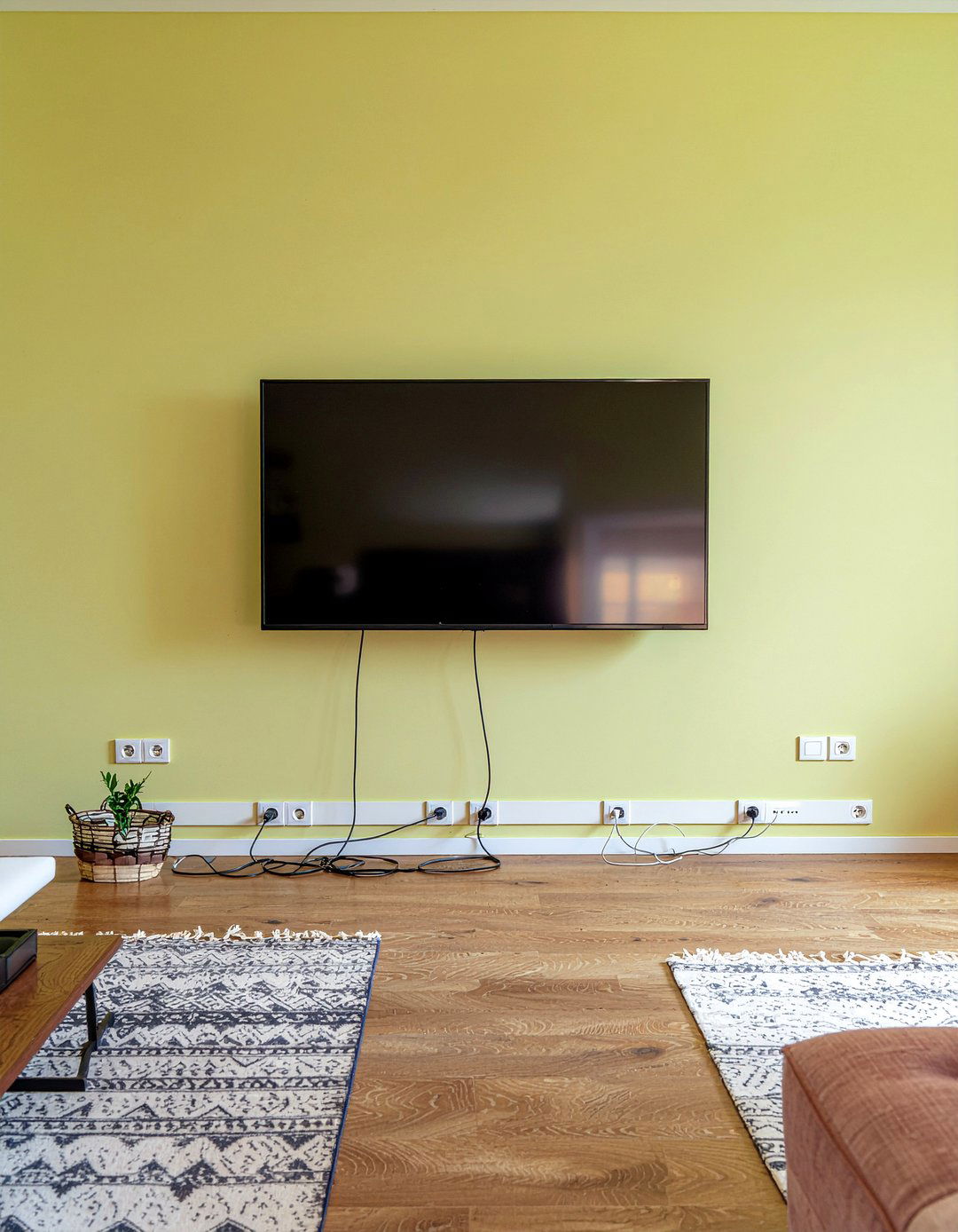 Cable Management - 30 command strip living room ideas