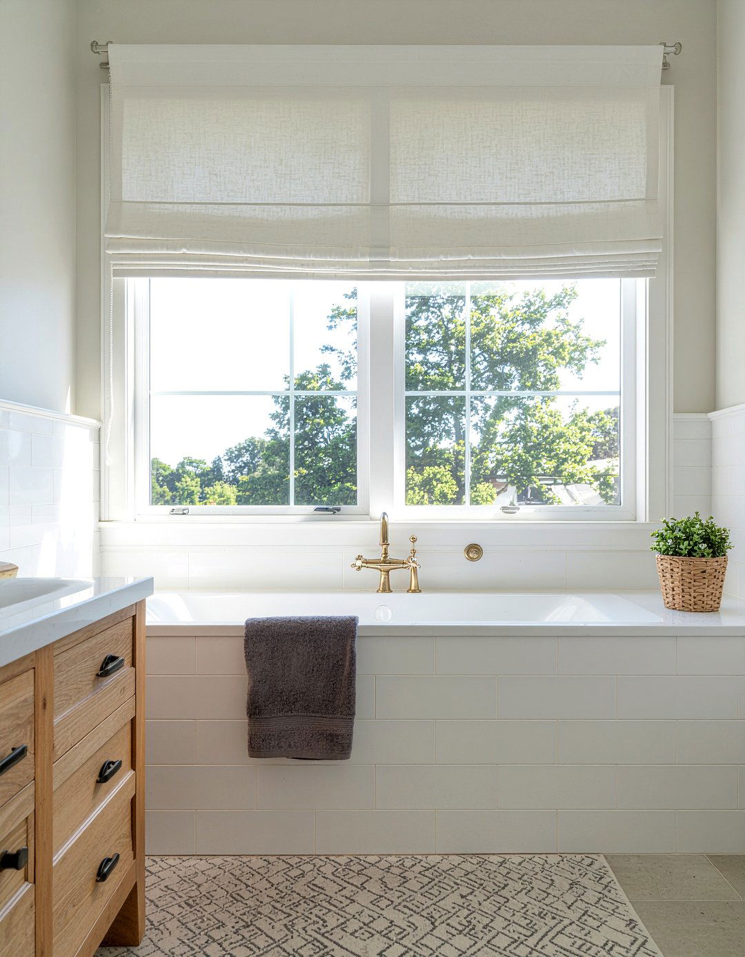 Cafe curtains for bathroom - 30 bathroom curtain ideas