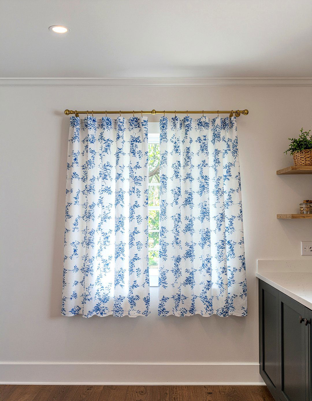 Cafe curtains for kitchen - 30 kitchen window decor ideas