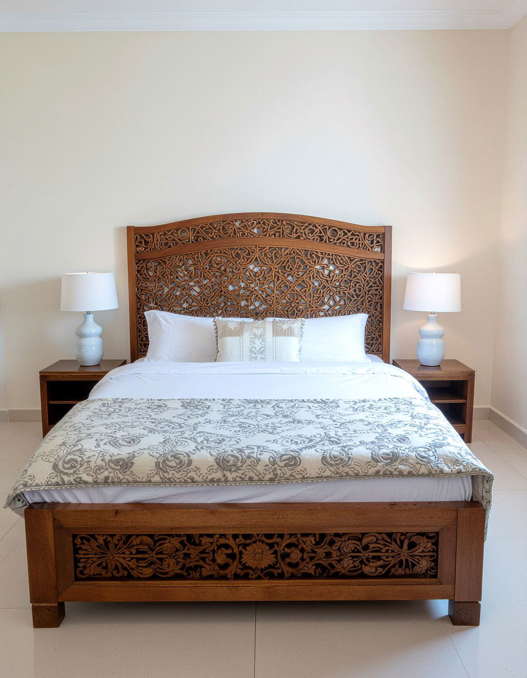Carved Wood Headboard - 30 Moroccan bedroom ideas