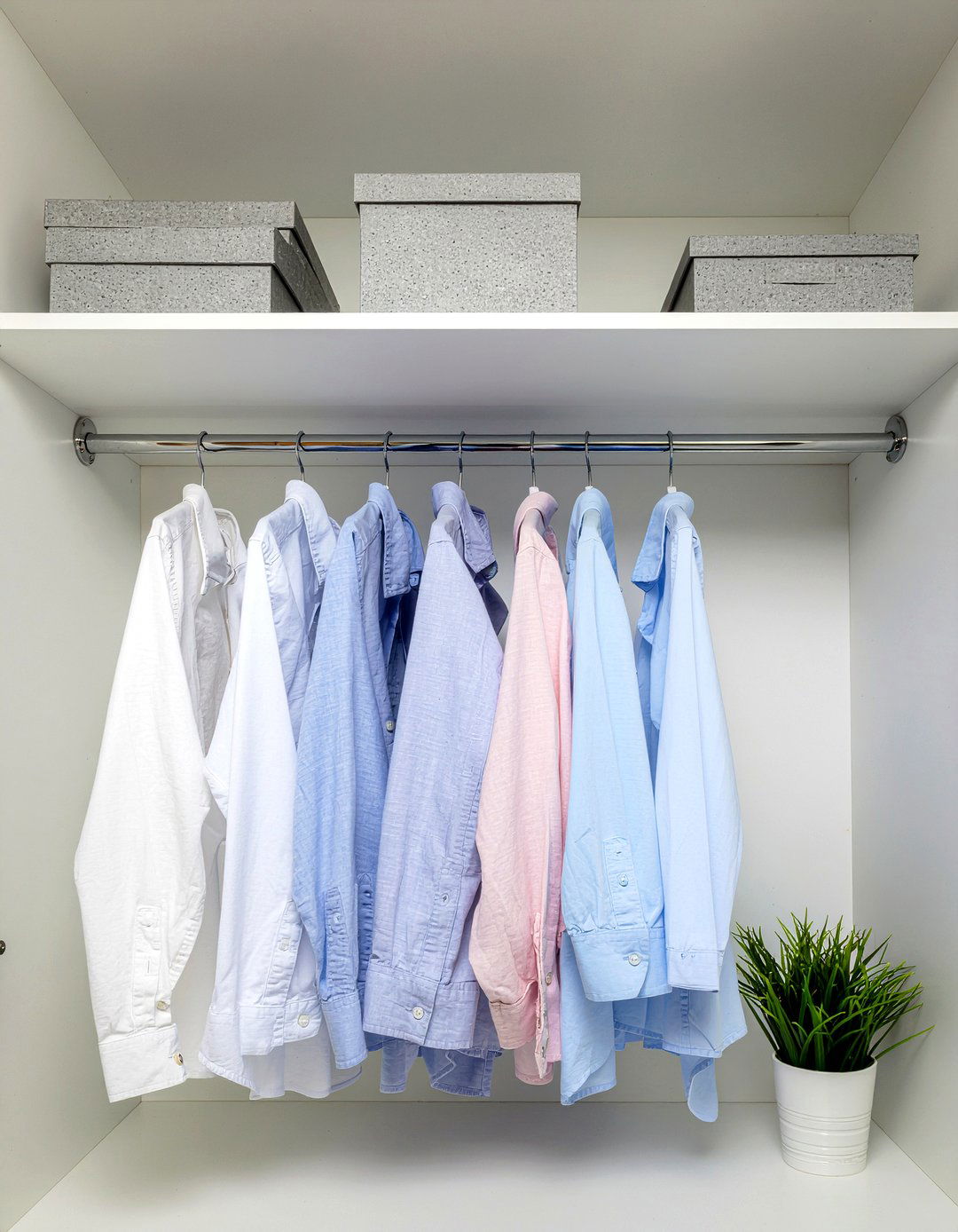 Cascading magic hangers - 30 bedroom space saving hangers