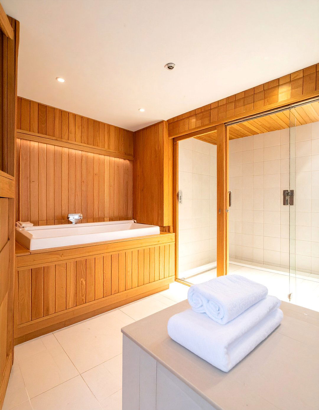 Cedar wood sauna white bathroom - 30 white and wood bathroom ideas
