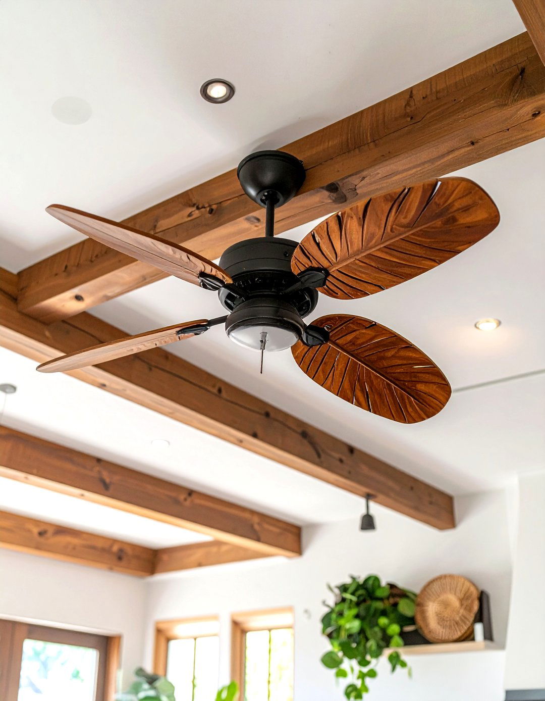 Ceiling Fan With Leaf Blades - 30 tropical kitchen ideas