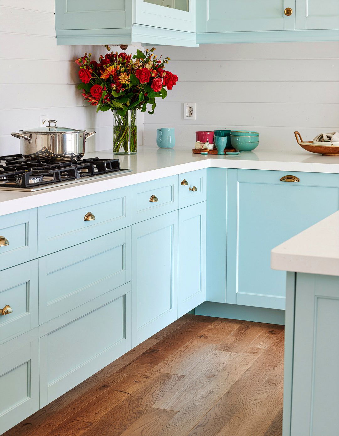 Ceramic Cabinet Knobs - 30 kitchen cabinet handle ideas