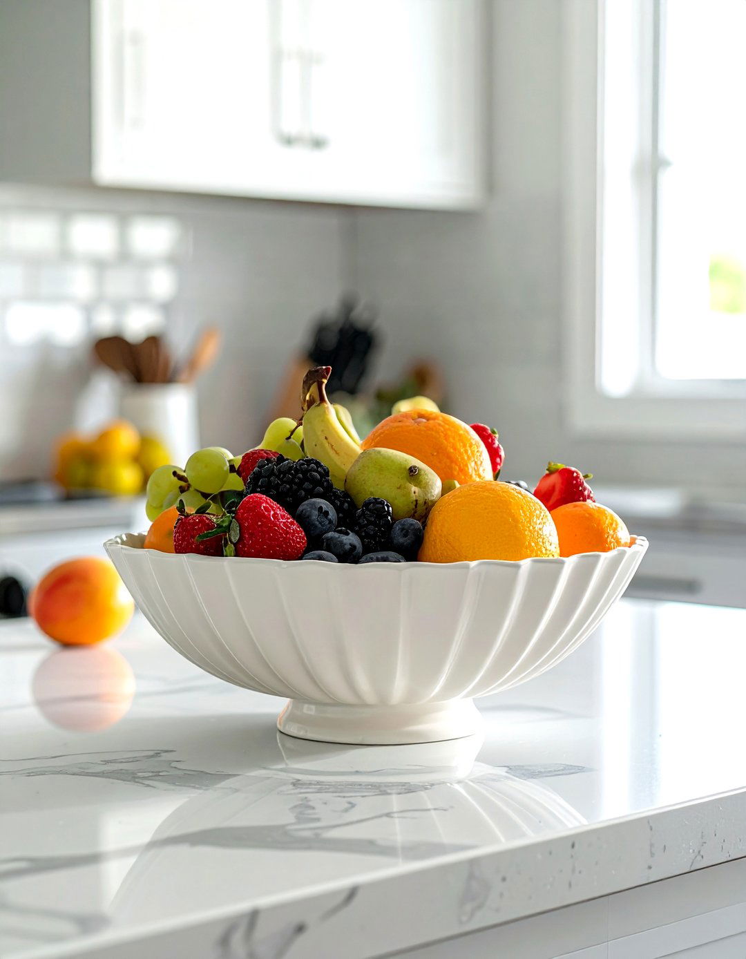 Ceramic Fruit Bowls - 30 pottery decor ideas