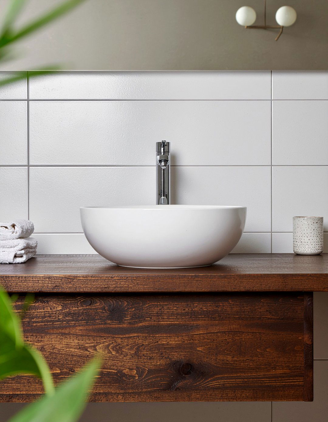 Ceramic Vessel Sink - 30 bathroom high-low mixing ideas