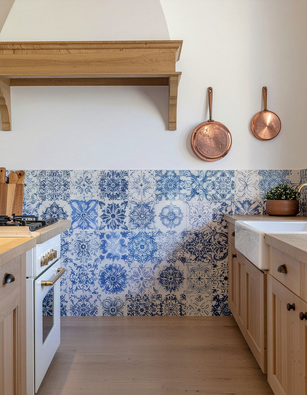 Ceramic tile - 30 kitchen flooring ideas