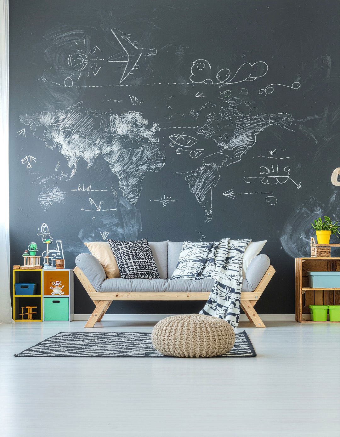 Chalkboard World Map Wall - 30 world map living room ideas