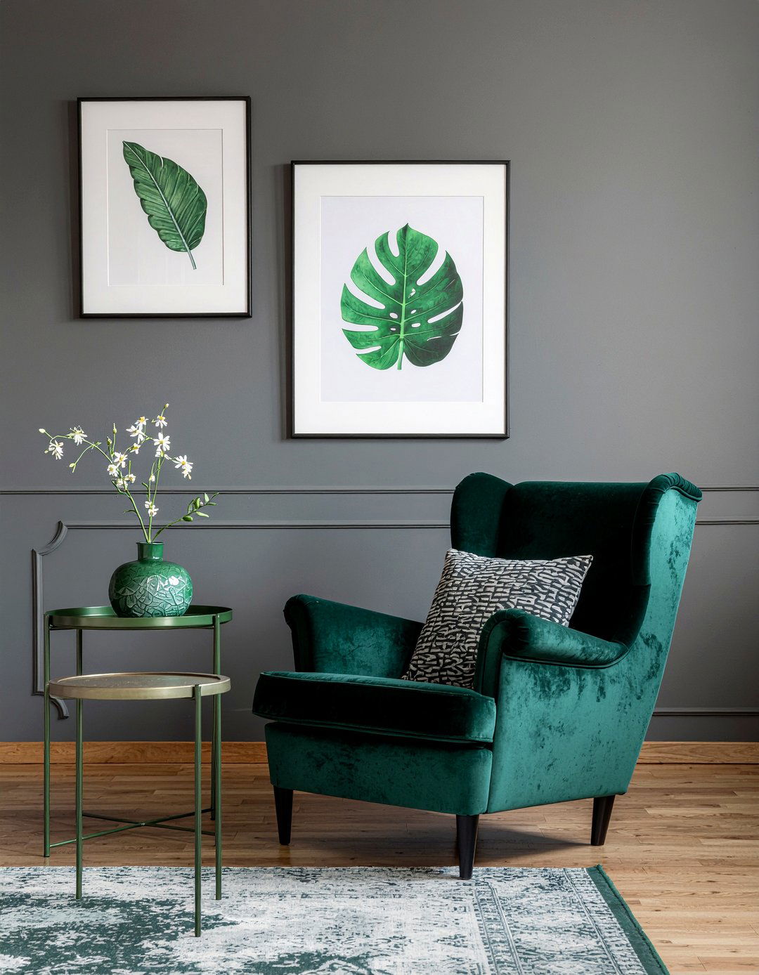 Charcoal And Emerald Green Accents - 30 charcoal living room ideas