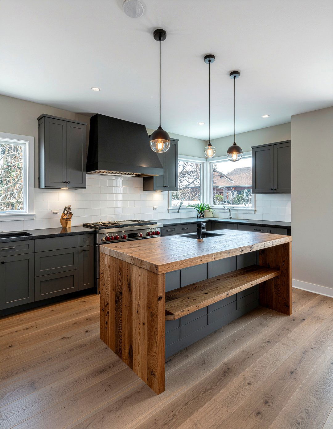 Charcoal and wood kitchen - 30 charcoal kitchen ideas