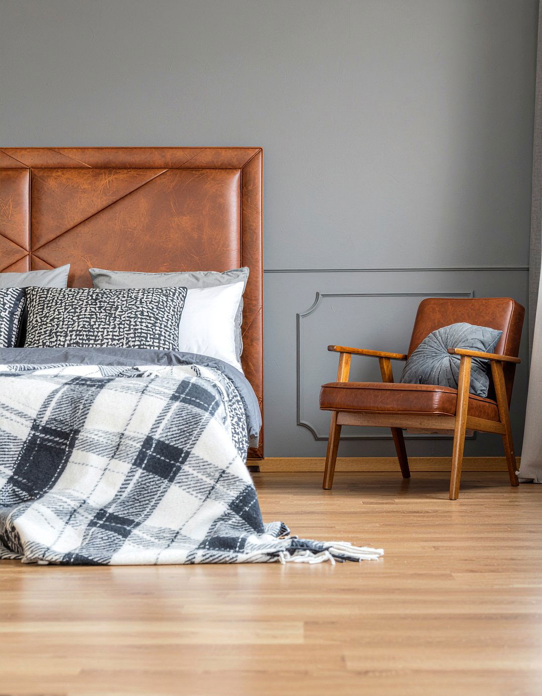 Charcoal bedroom leather accents - 30 bedroom charcoal walls