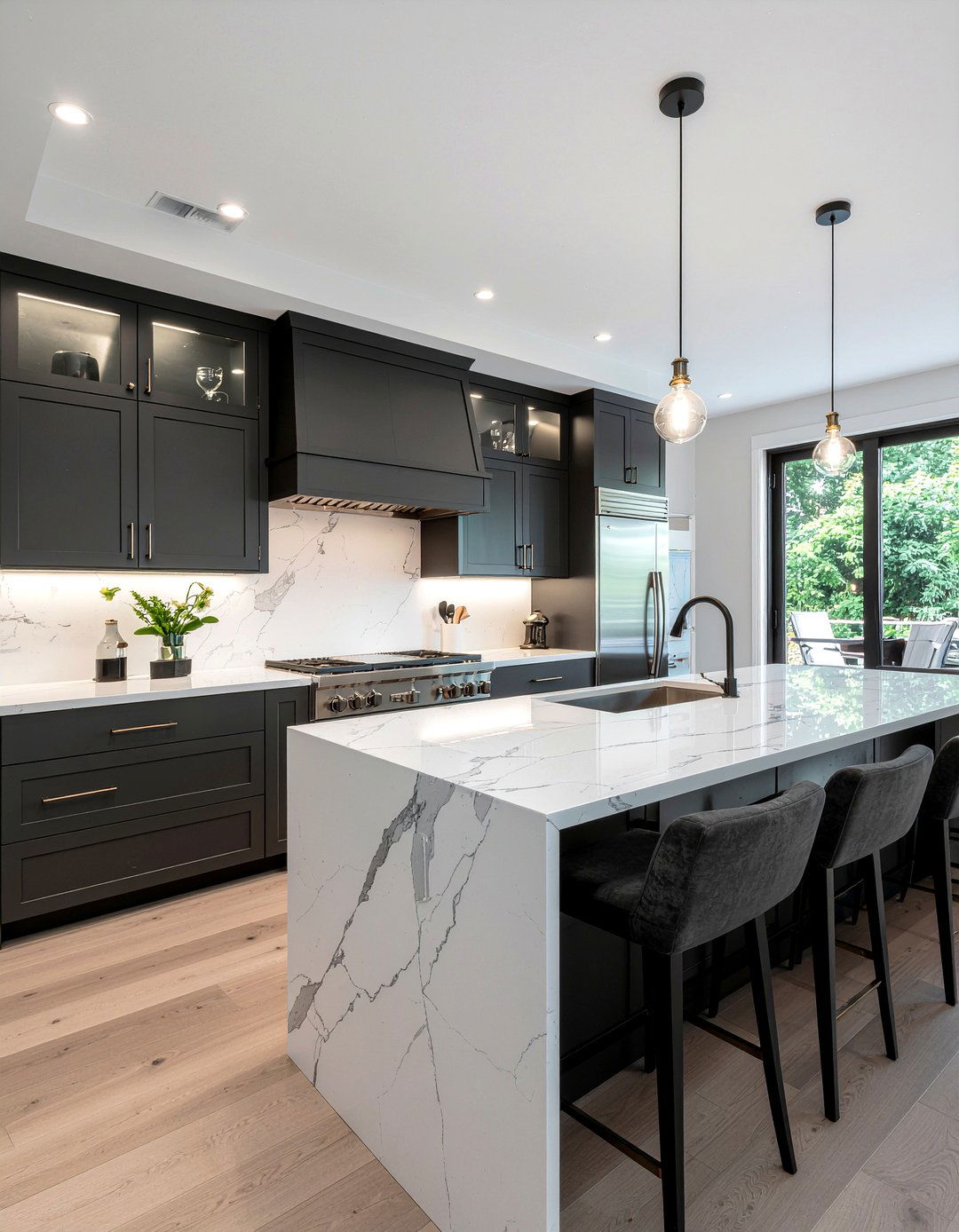 Charcoal kitchen marble countertops - 30 charcoal kitchen ideas