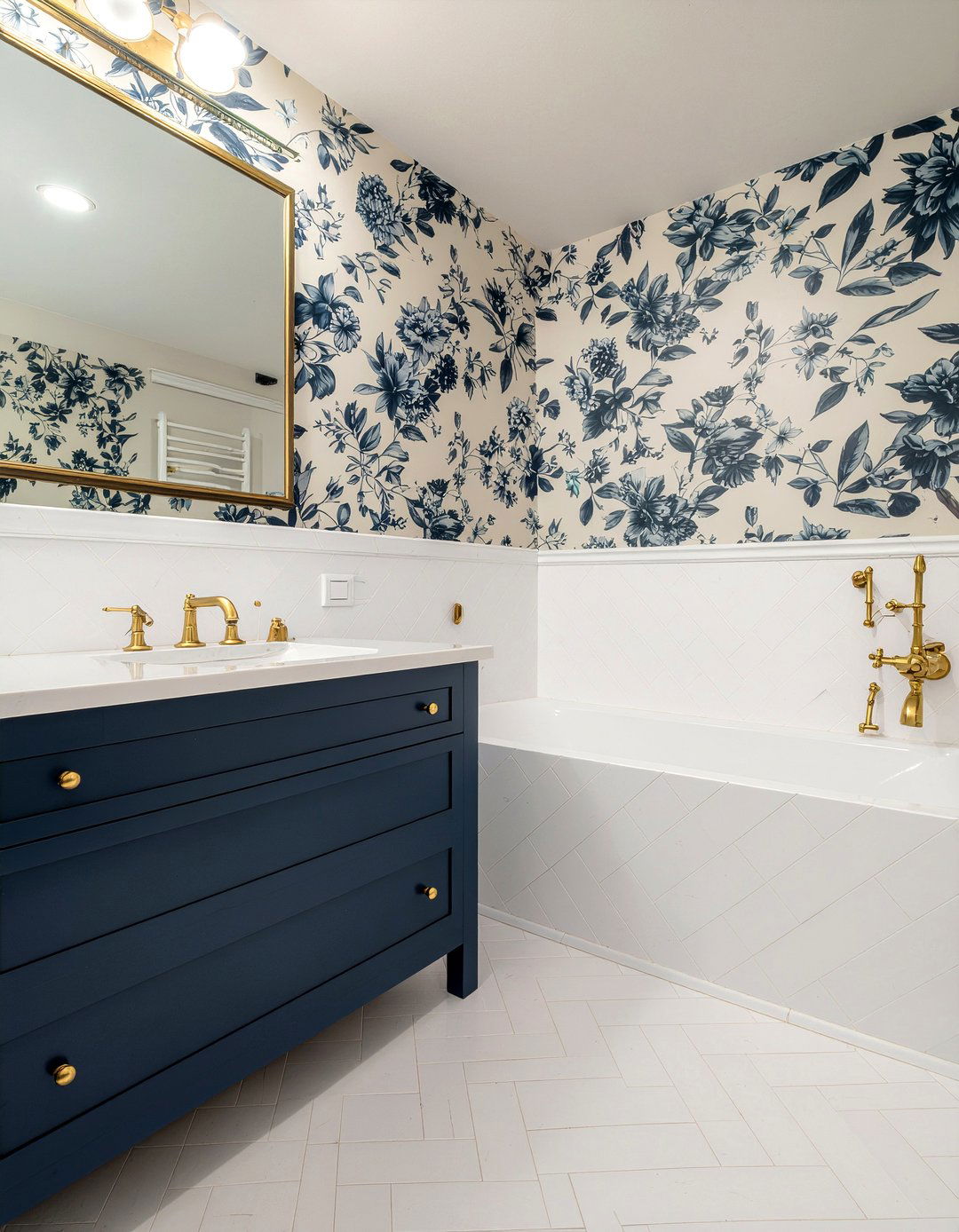 Chevron tile and floral wallpaper - 30 bathroom pattern mixing ideas