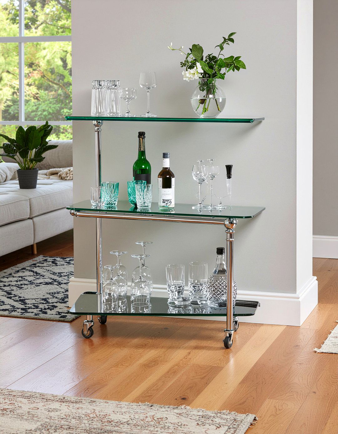 Chrome bar cart - 30 chrome accent living room ideas