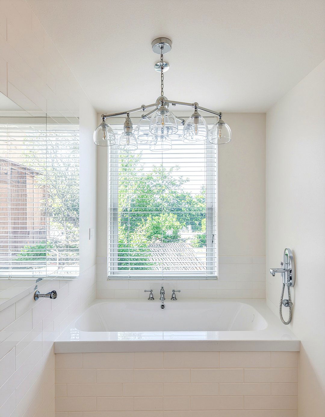 Chrome bathroom chandelier - 30 bathroom chandelier ideas