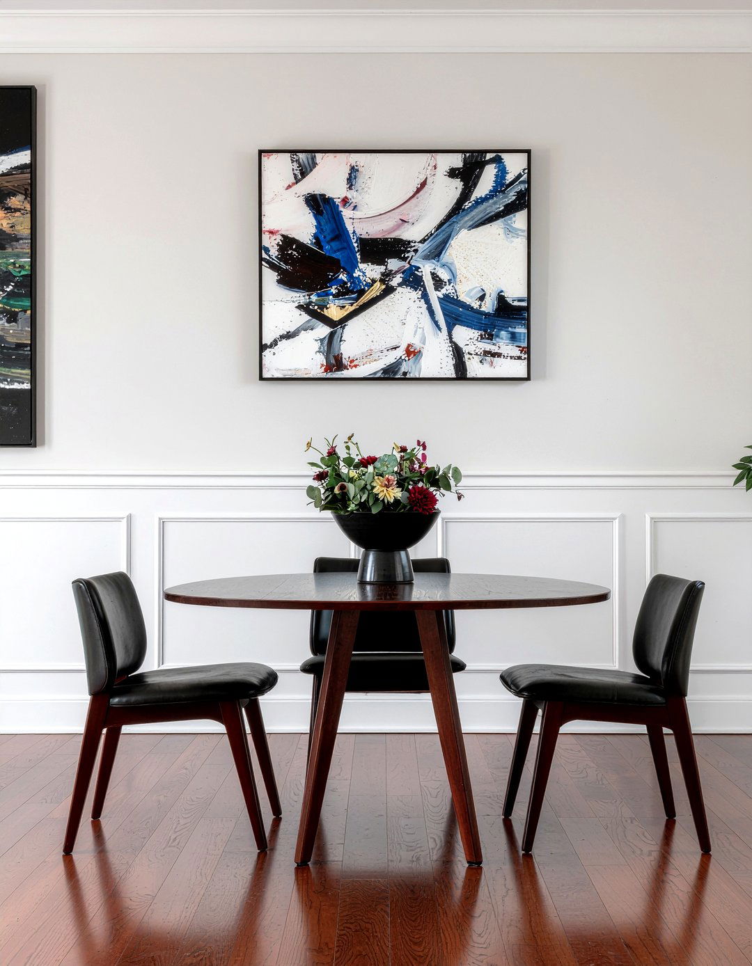 Classic Wainscoting - 30 family heirloom dining room ideas