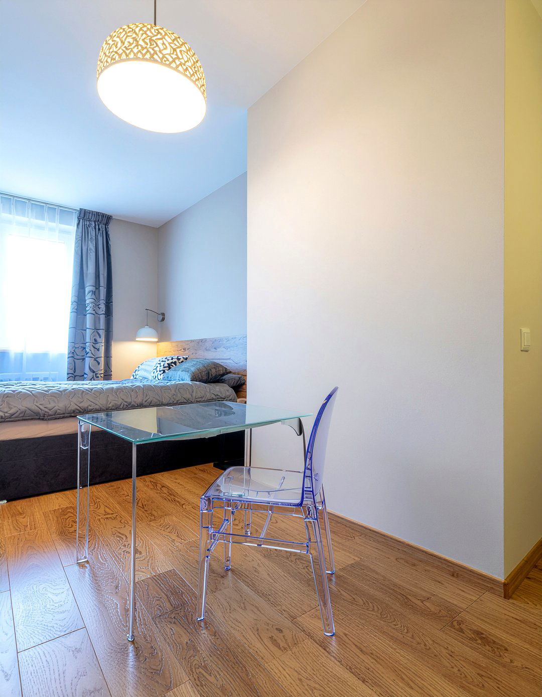 Clear Ghost Chair - 30 narrow bedroom ideas