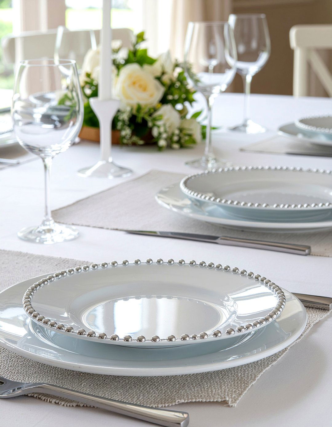 Clear charger plates silver beads - 30 charger plate dining ideas