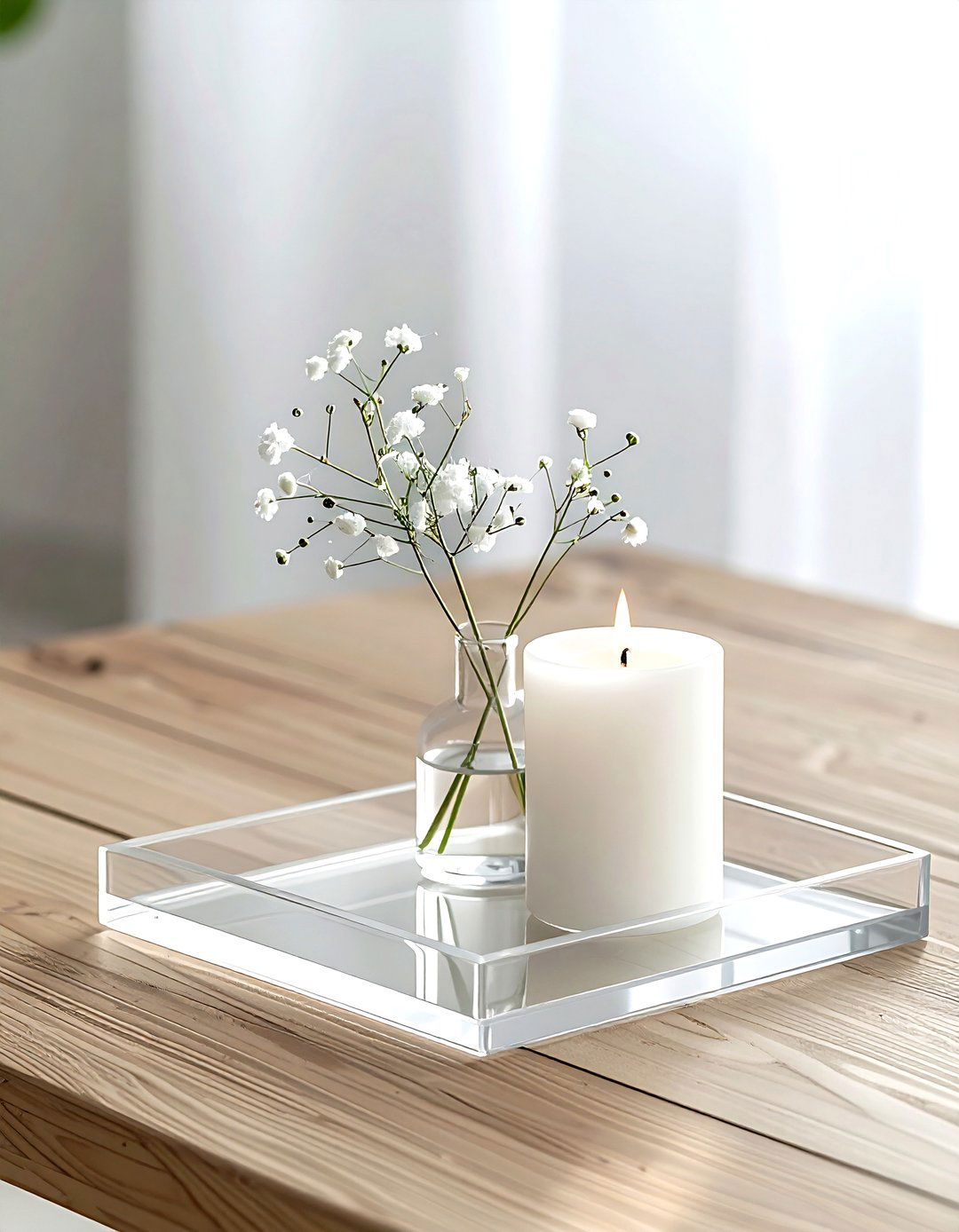 Clear tray for coffee table - 30 lucite decor ideas