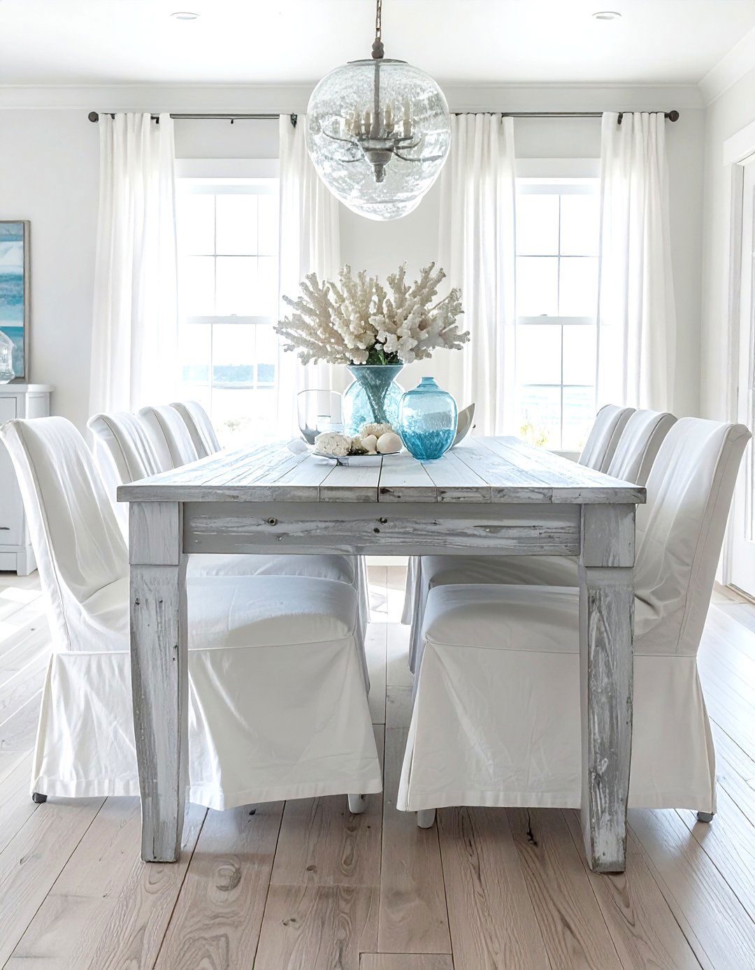 Coastal Gray And White Dining Set - 30 gray and white dining room ideas