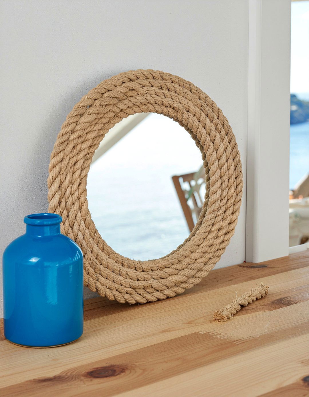 Coastal Round Mirror With Rope Detail - 30 round mirror dining room ideas