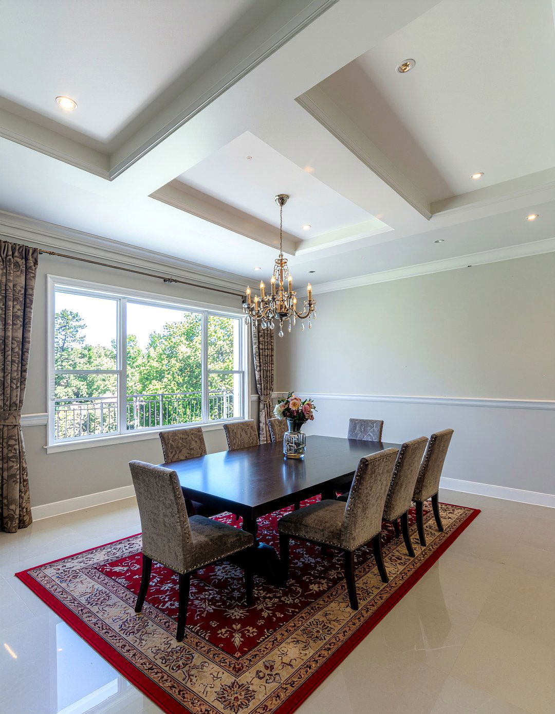 Coffered Ceiling Dining Room - 30 estate dining room ideas