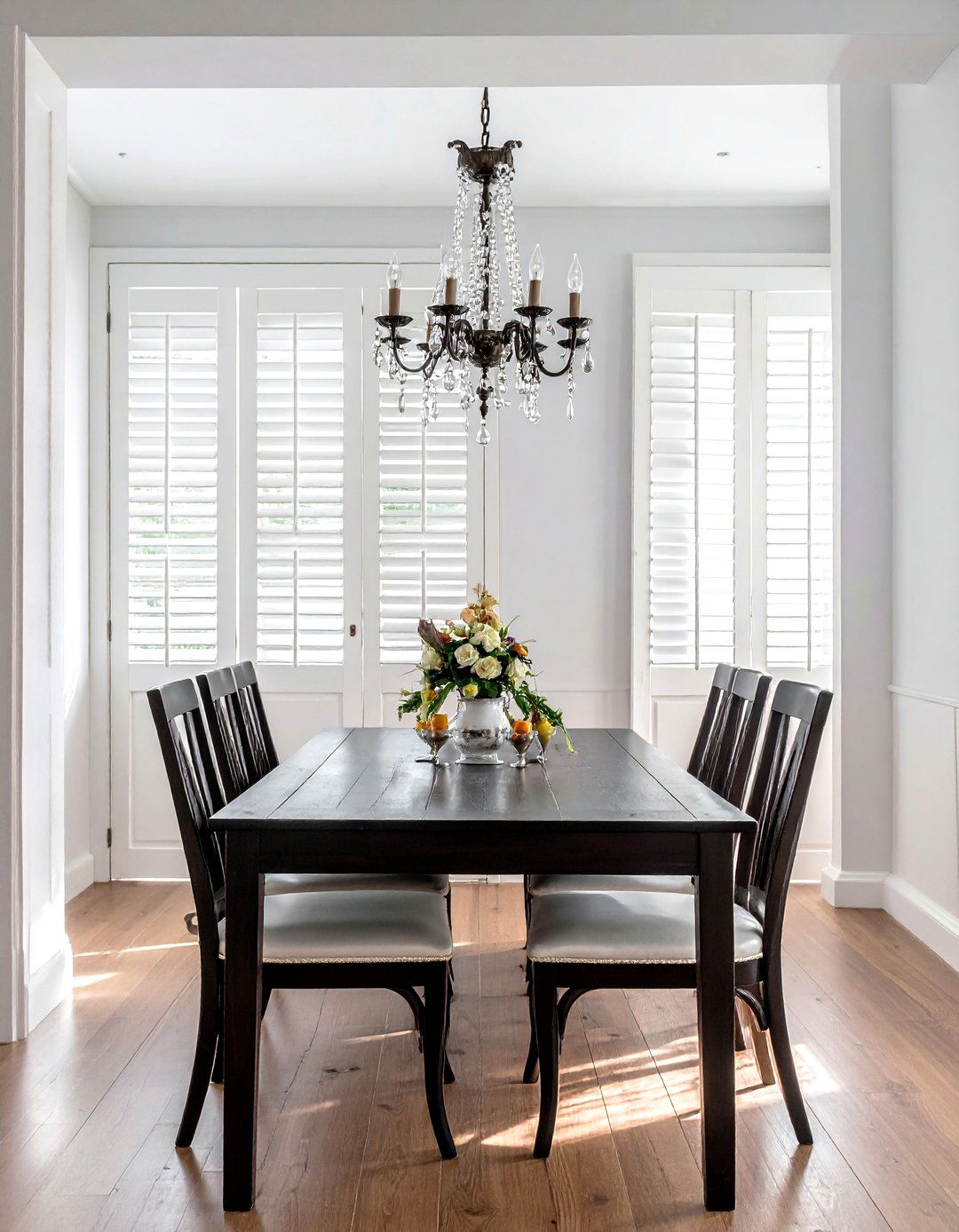 Colonial Thai Style - 30 Thai dining room ideas