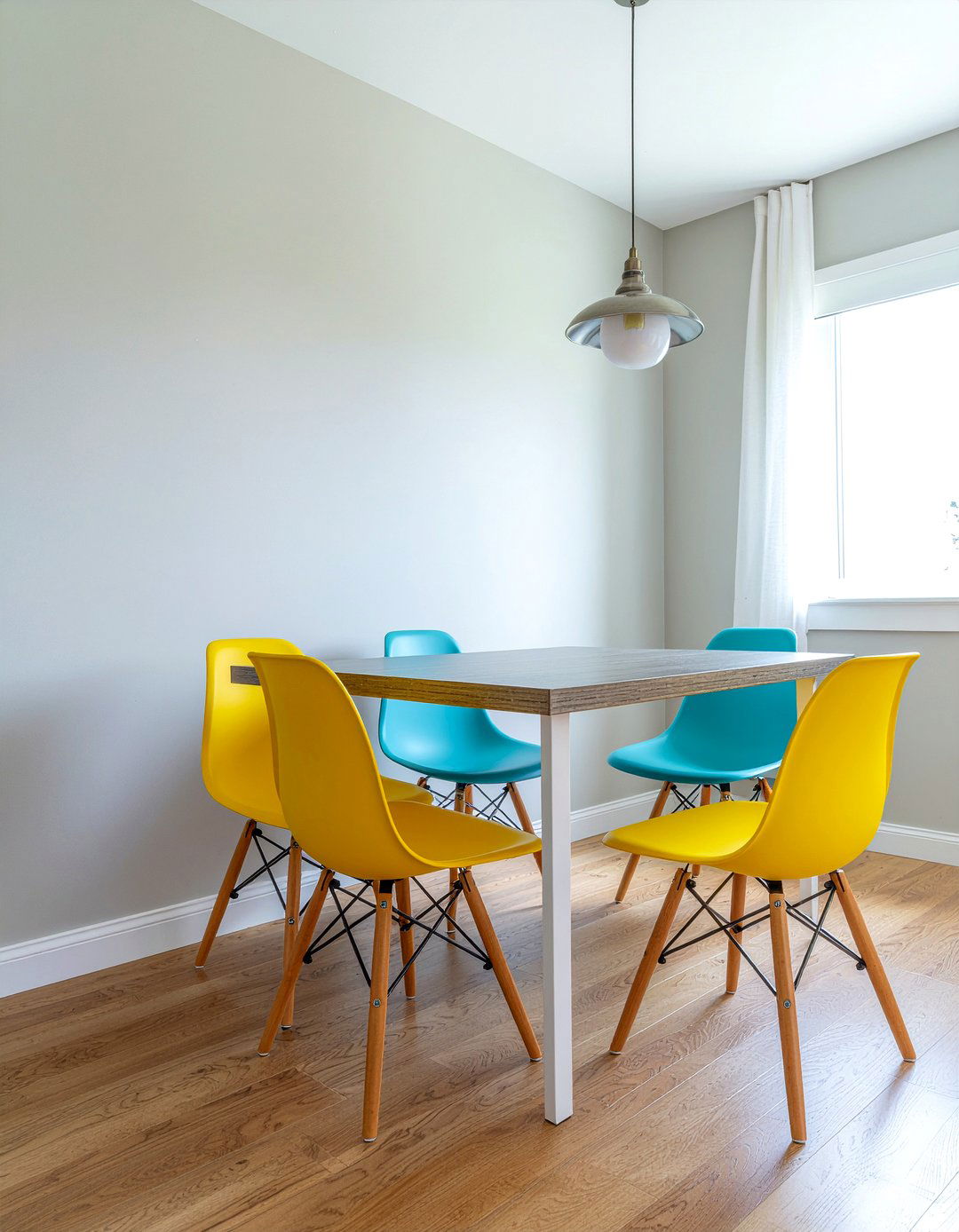 Colorful dining room chairs - 30 Seattle dining room ideas