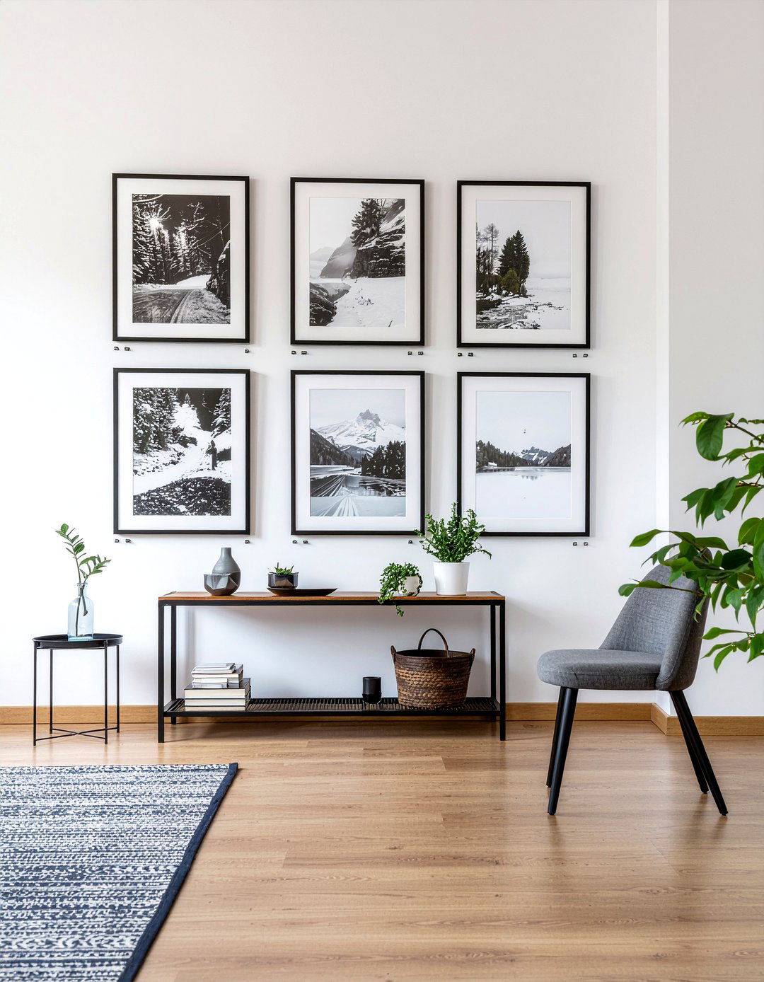 Command hooks - 30 removable living room ideas