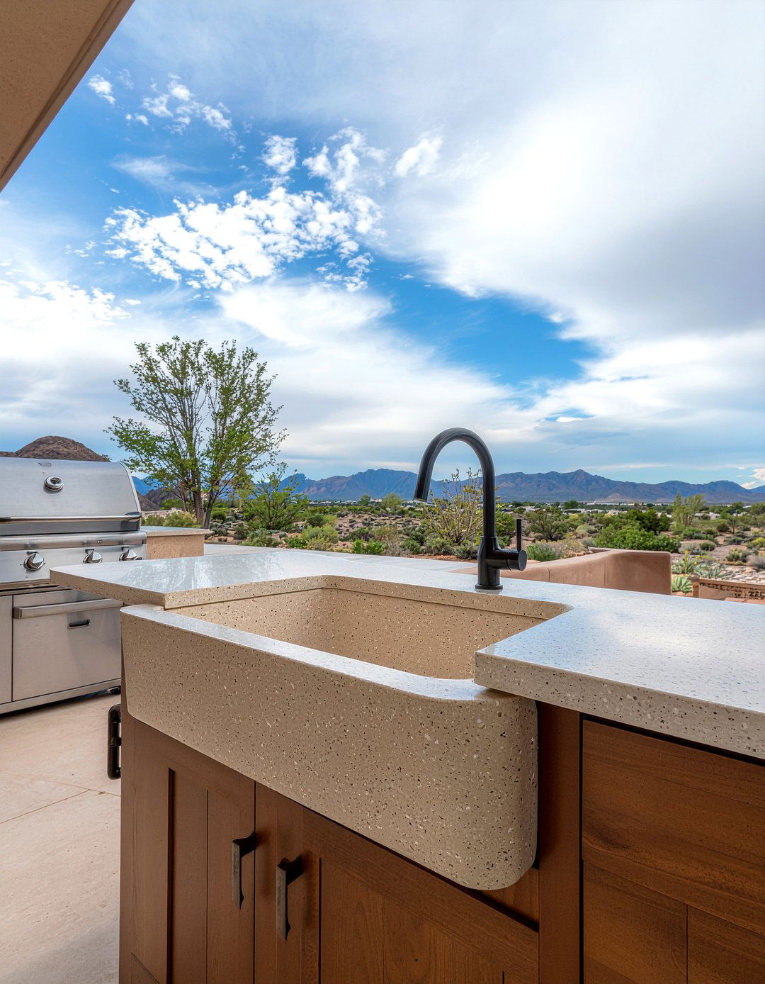 Composite outdoor sink - 30 outdoor kitchen sink ideas