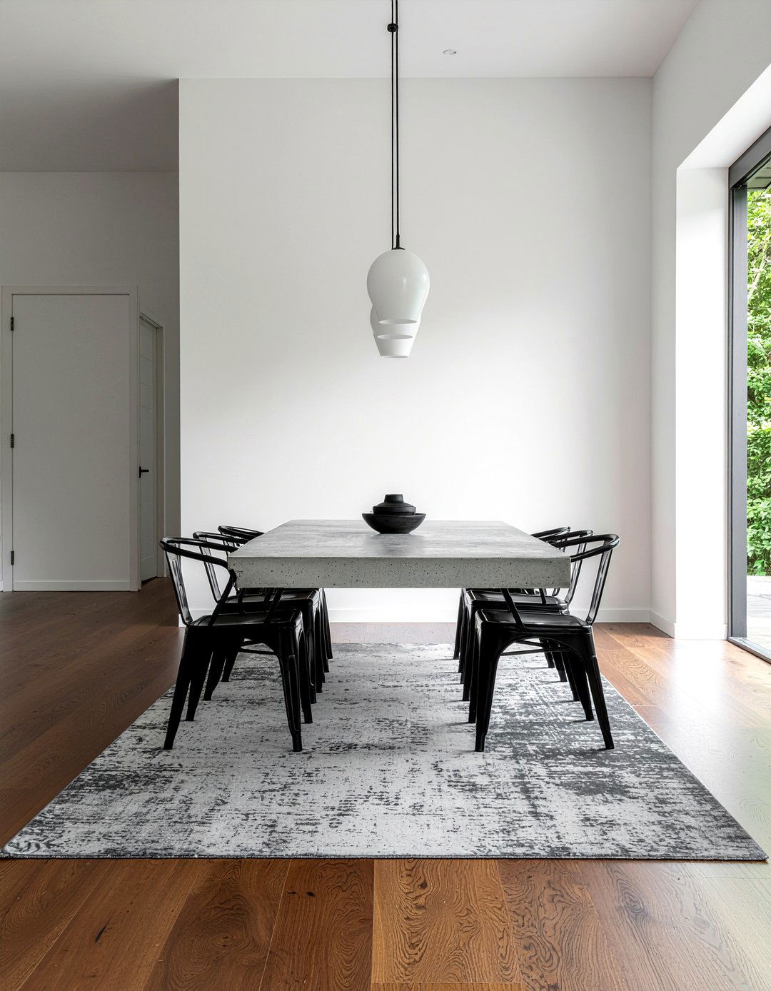 Concrete Dining Table - 30 creative dining room ideas