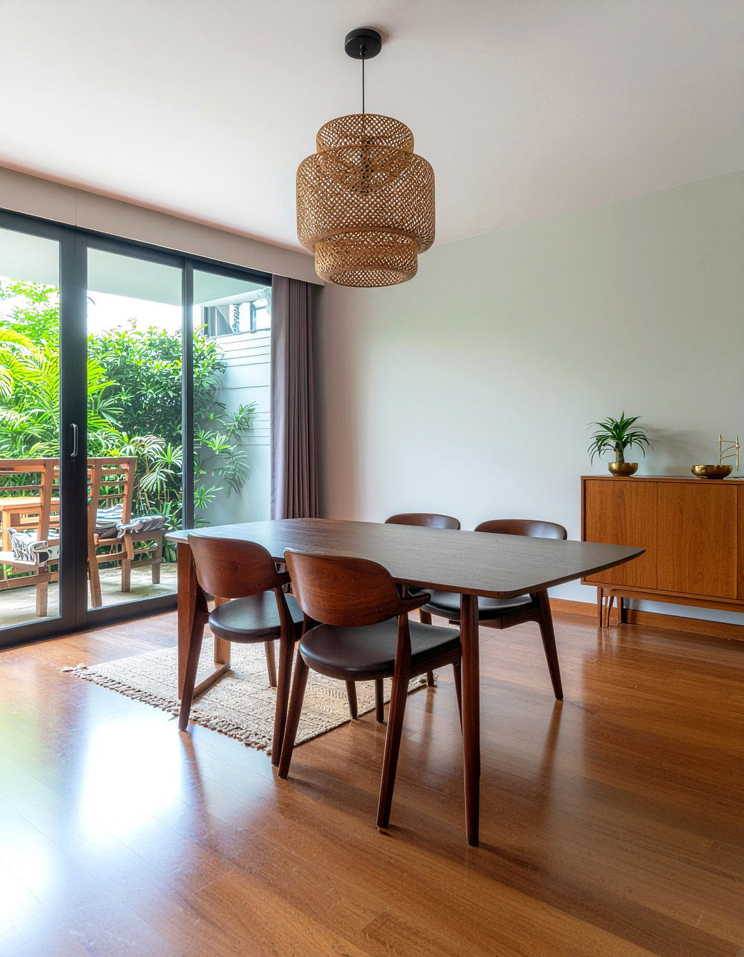 Contemporary Filipino Interior - 30 Filipino dining room ideas