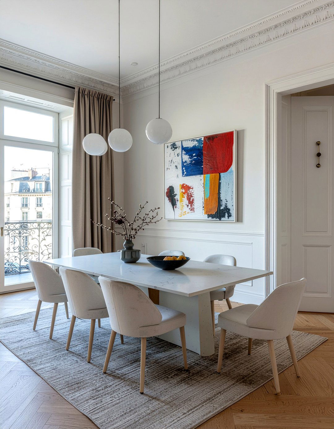 Contemporary French Art Dining - 30 Parisian dining room ideas