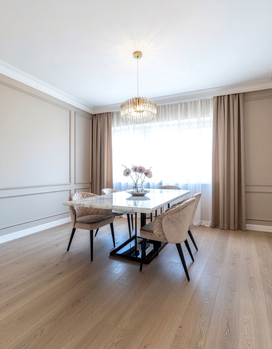 Contemporary Wainscoting - 30 dining room wainscoting ideas