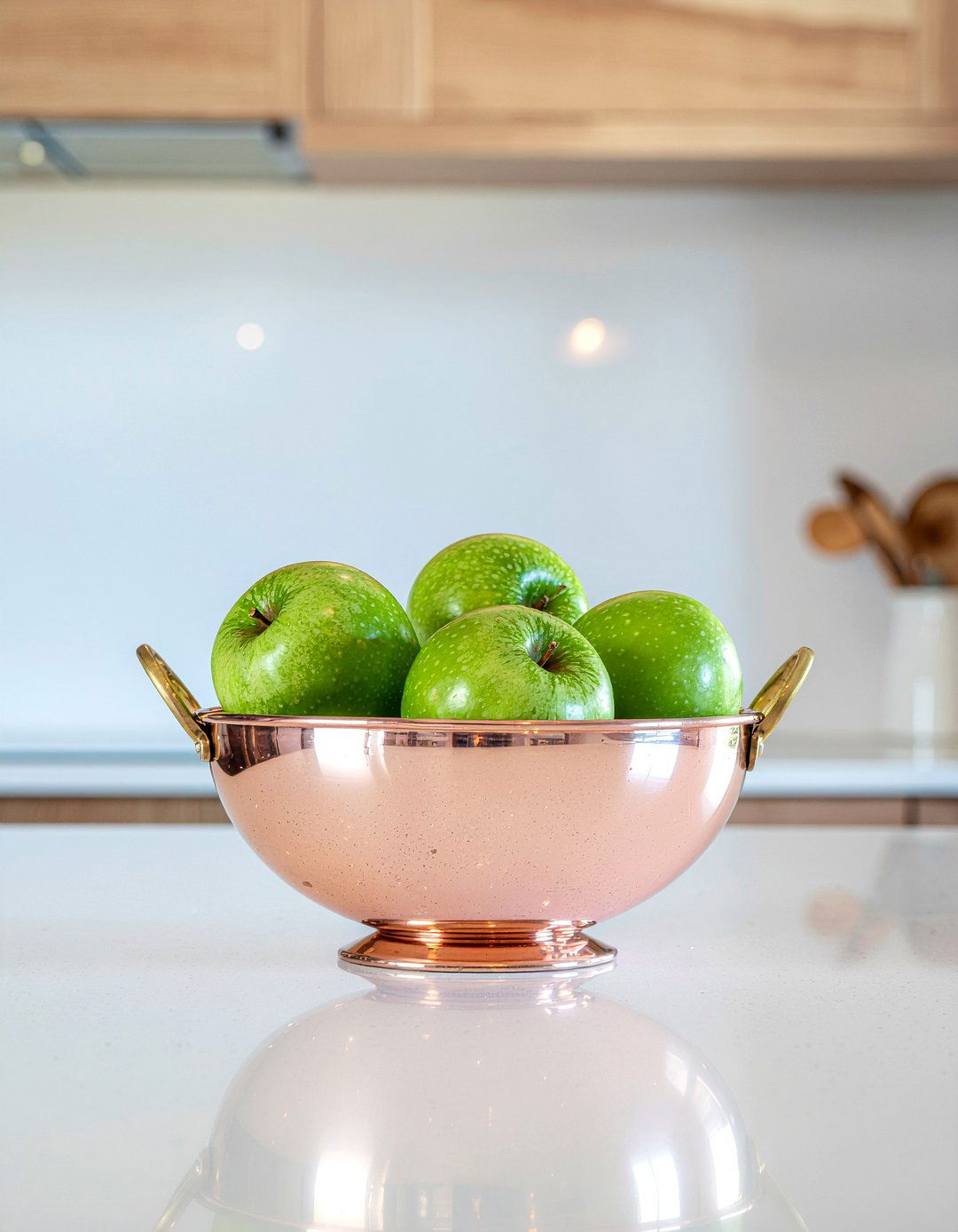Copper Bowl Accent - 30 kitchen centerpiece ideas