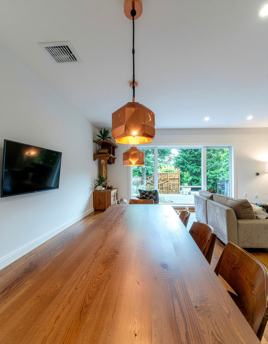 Copper Pendant Lights - 30 prairie dining room ideas