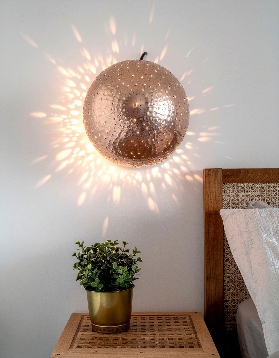 Copper Wall Sconce - 30 Moroccan bedroom ideas