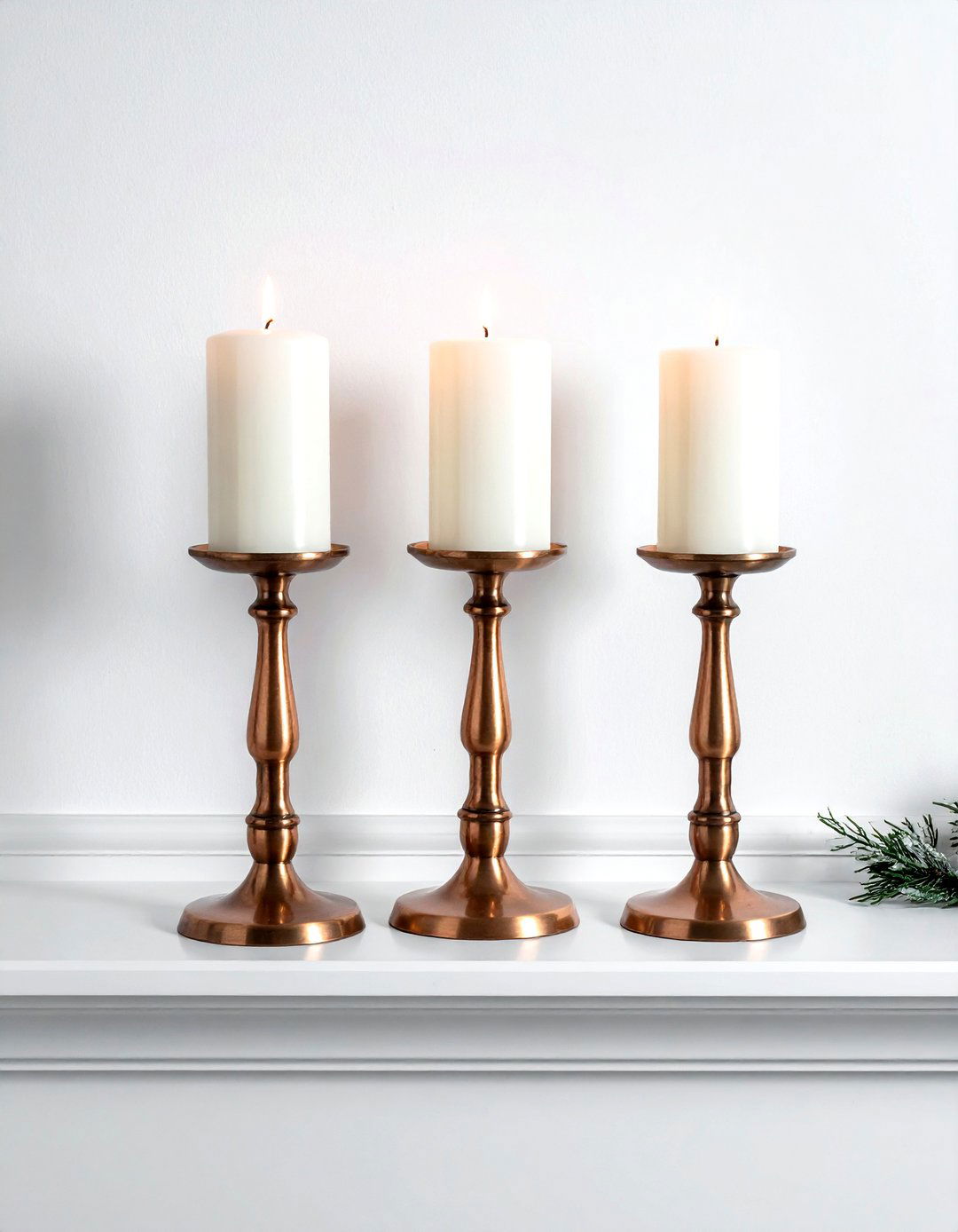 Copper candle holder - 30 copper decor ideas