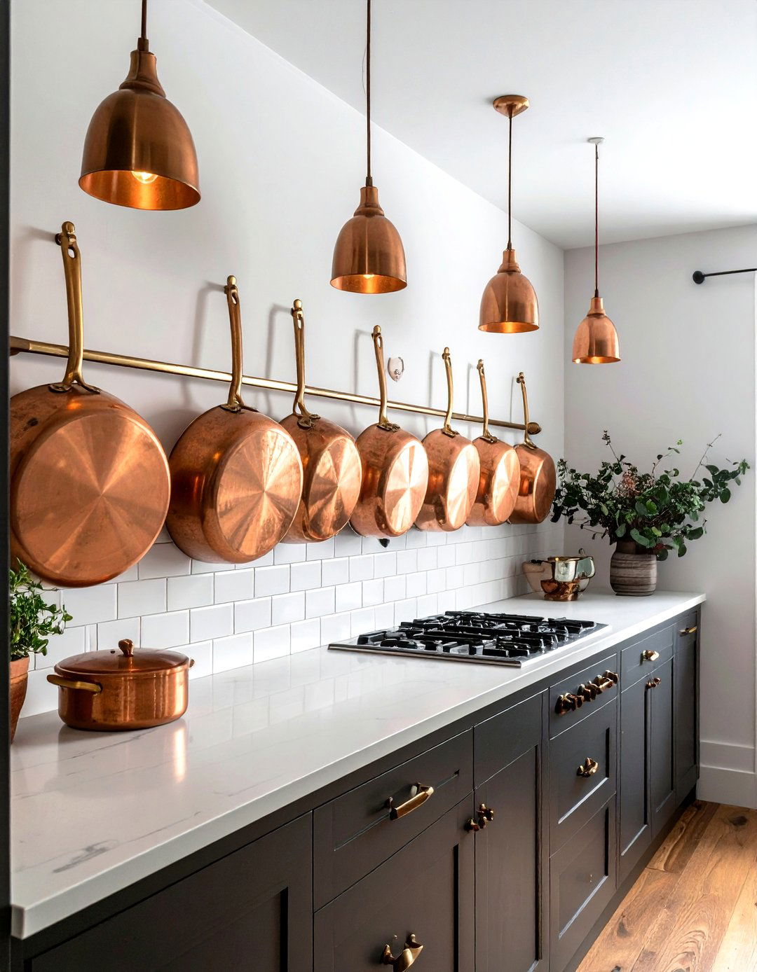 Copper kitchen accent - 30 Georgian kitchen ideas