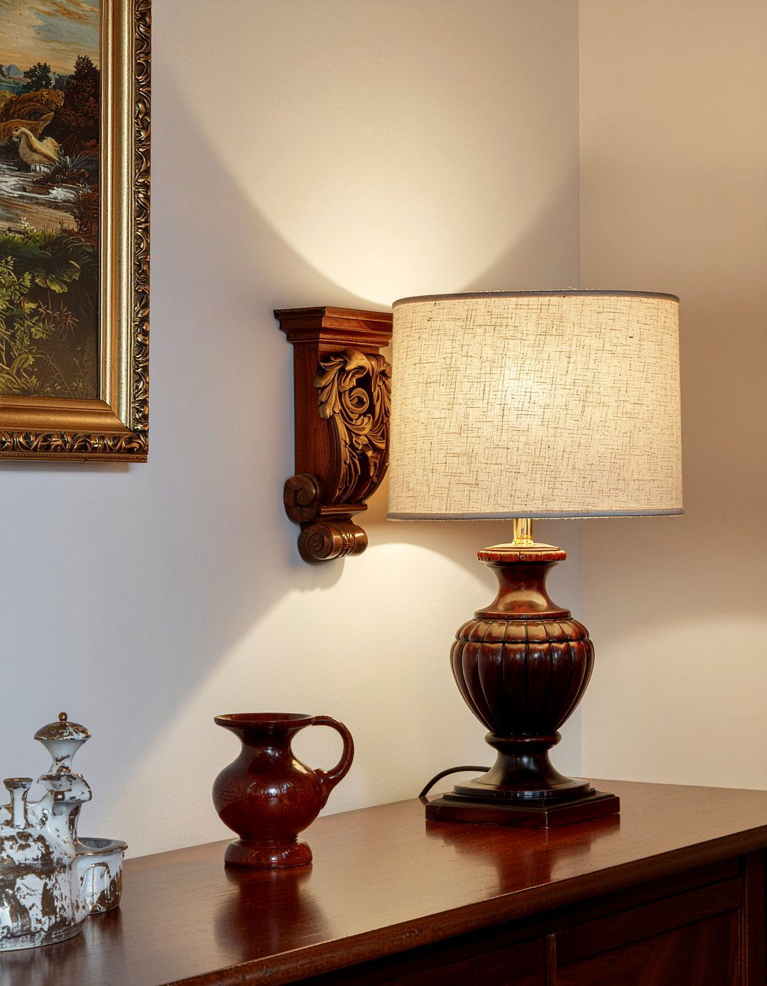 Corbel Wall Sconce - 30 living room corbel ideas