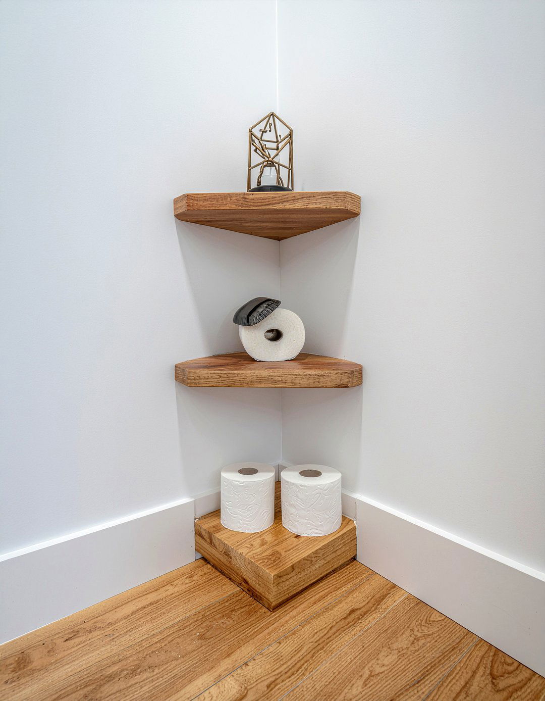 Corner Shelves - 30 bathroom storage ideas