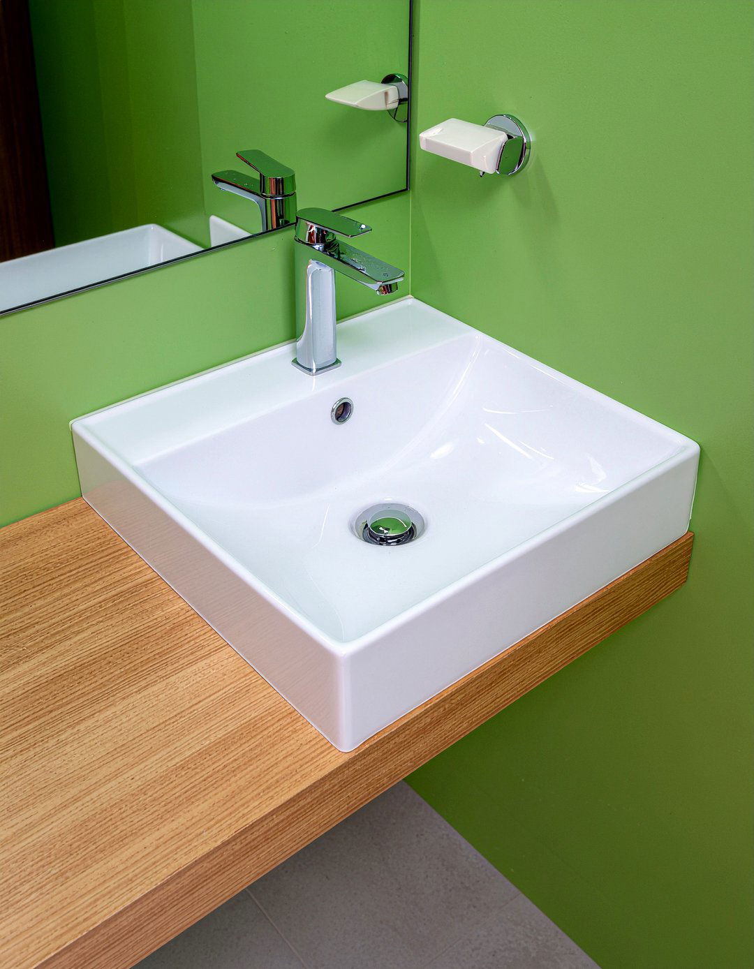 Corner Sink - 30 small bathroom maximization ideas