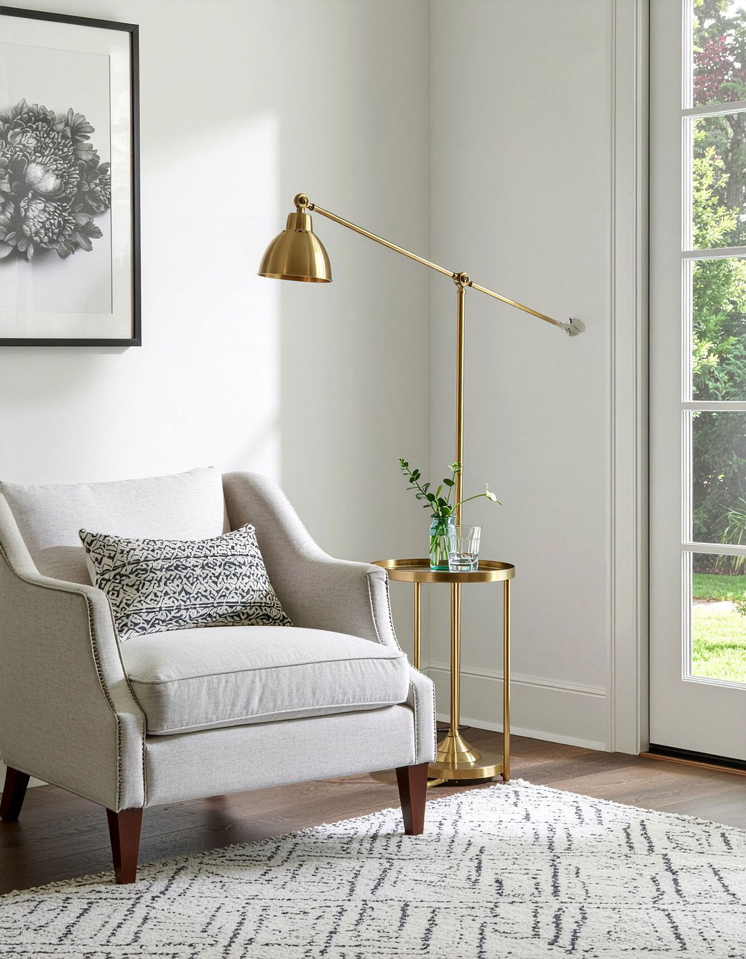 Corner floor lamp for reading nook - 30 living room light fixture placement