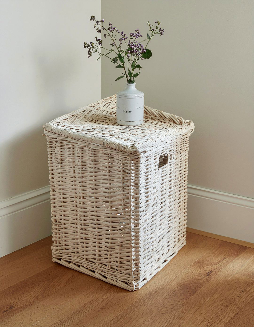 Corner laundry hamper for small bedroom - 30 bedroom laundry hampers