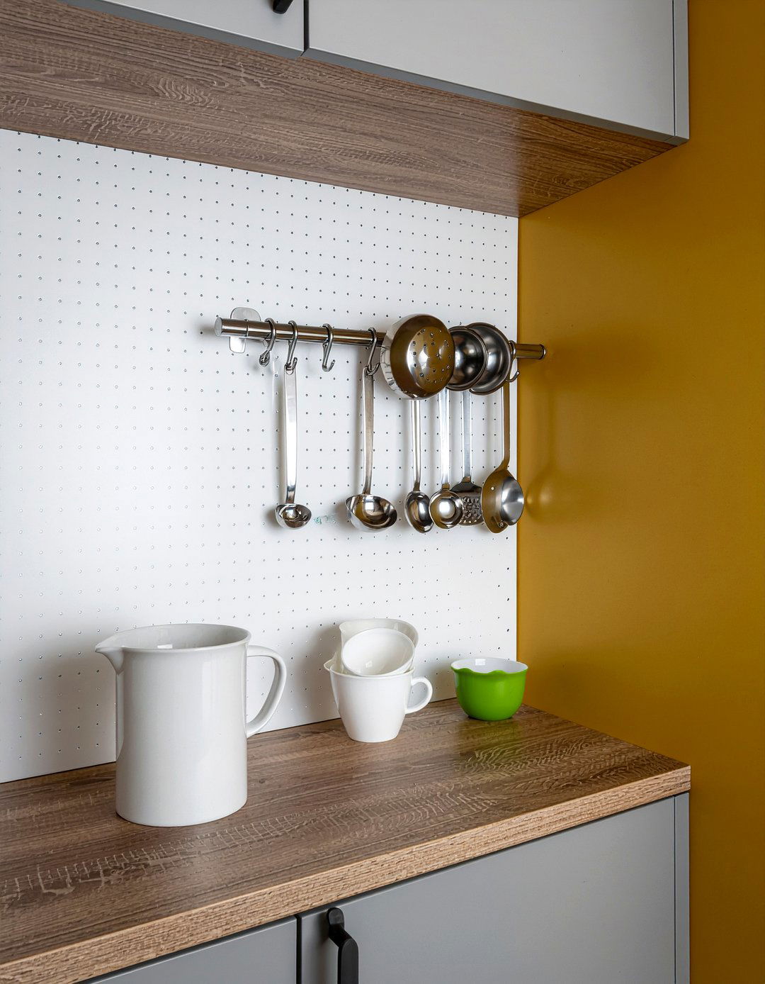 Corner peg board - 30 blind corner cabinet kitchen ideas