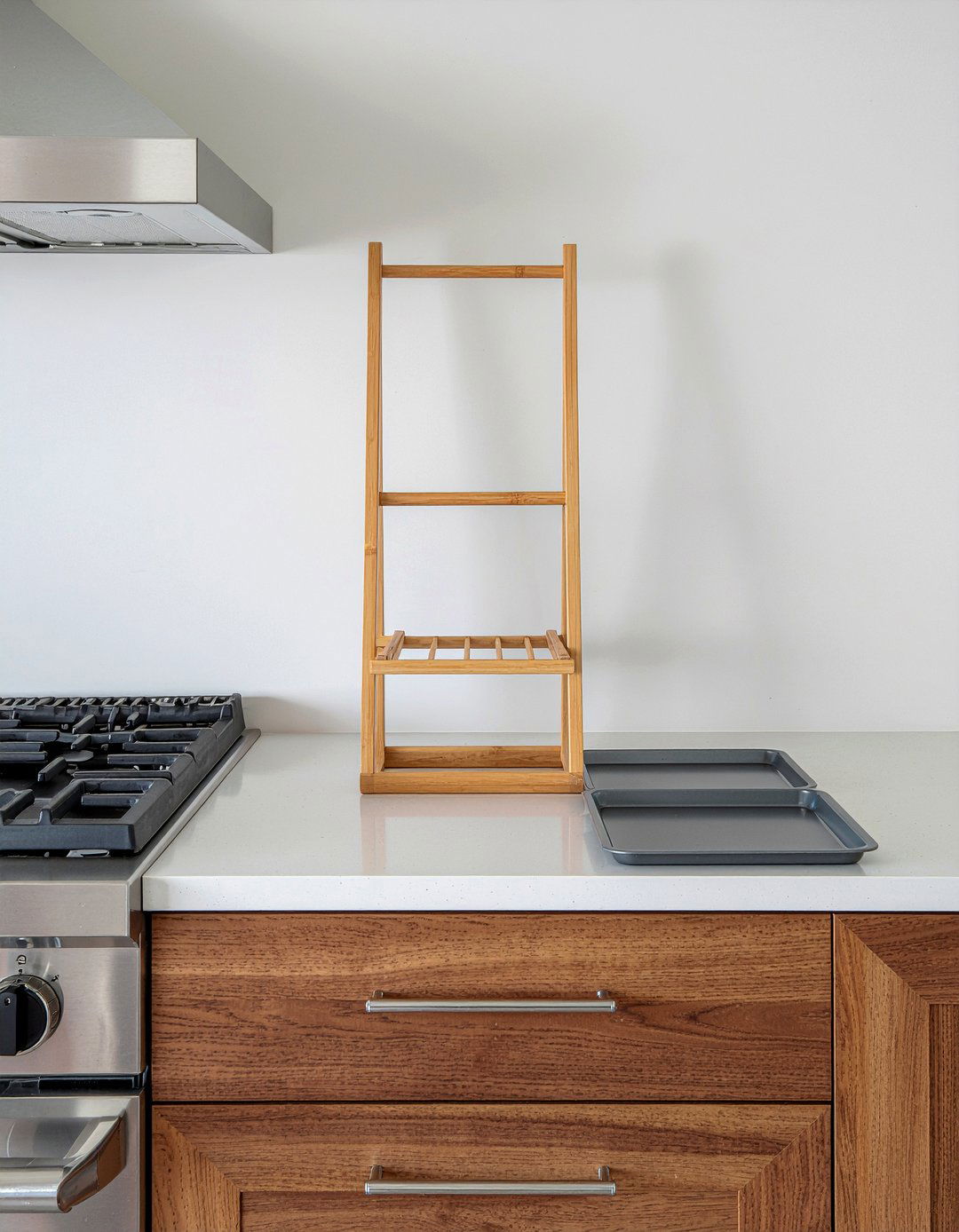 Countertop Vertical Stand - 30 baking sheet storage kitchen ideas