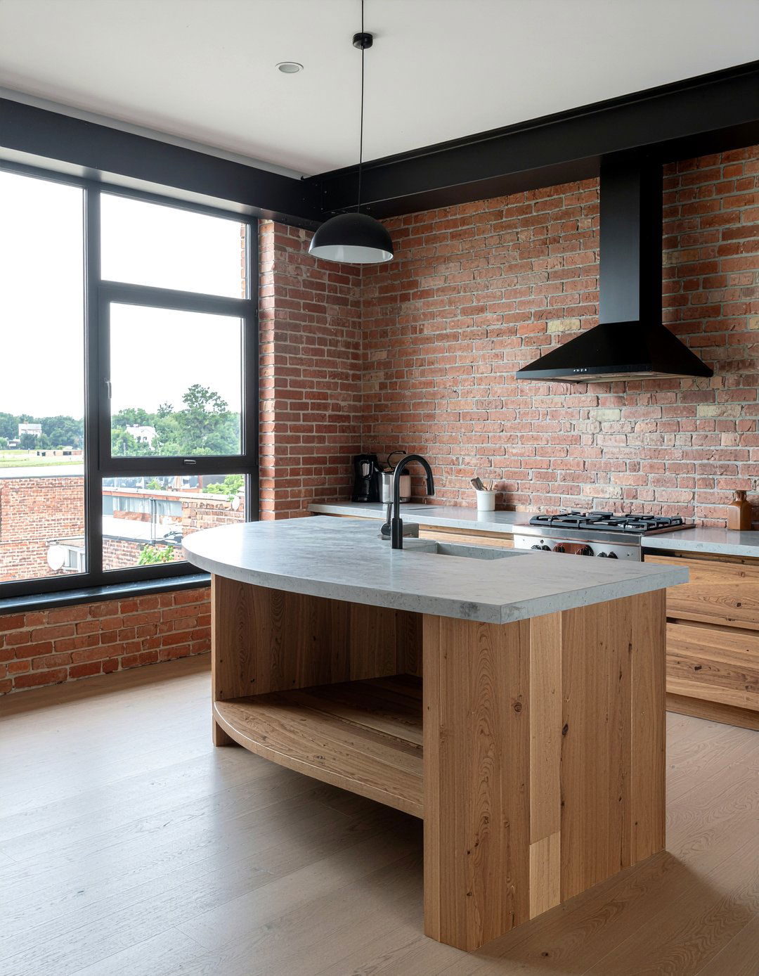 Crescent kitchen island - 30 curved kitchen island ideas